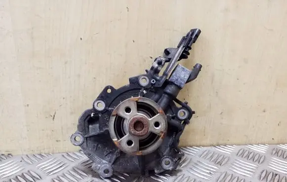 Jaguar XF X260 Water pump 010027802 G4D38501AD
