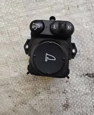 Honda Civic Wing mirror switch SMGE110 NH167L0687T