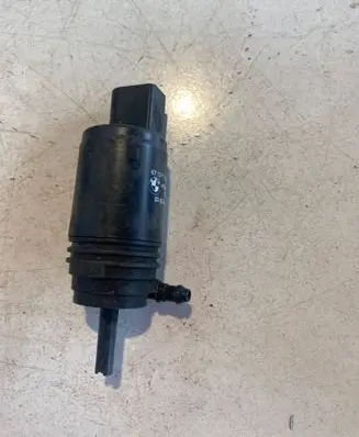 BMW 5 E60 E61 Windscreen/windshield washer pump 7199567 23537610