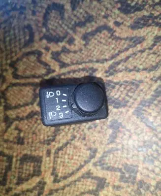 Nissan Almera Tino Headlight level height control switch 36997B D44400