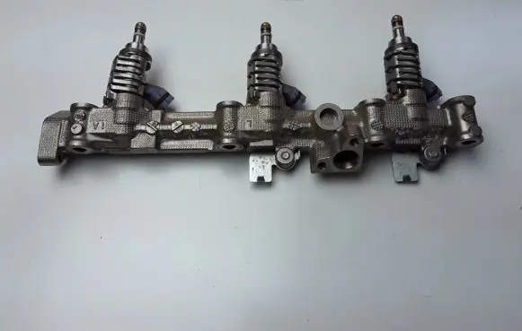Lexus GS 300 350 430 450H Fuel injector 2325031030