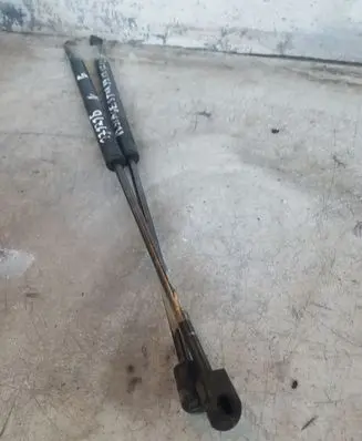 Mitsubishi Space Star Tailgate/trunk strut/damper