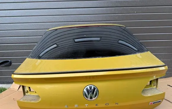 Tailgate/trunk/boot lid