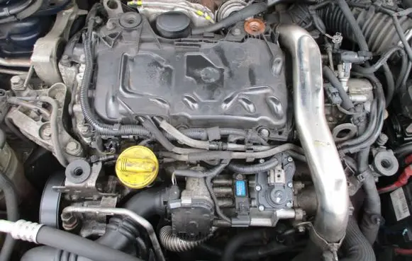Renault Laguna III Engine 8200729303