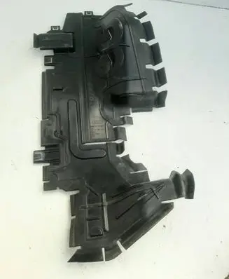 Audi Q7 4M Air intake duct part 4M0121284C 602341