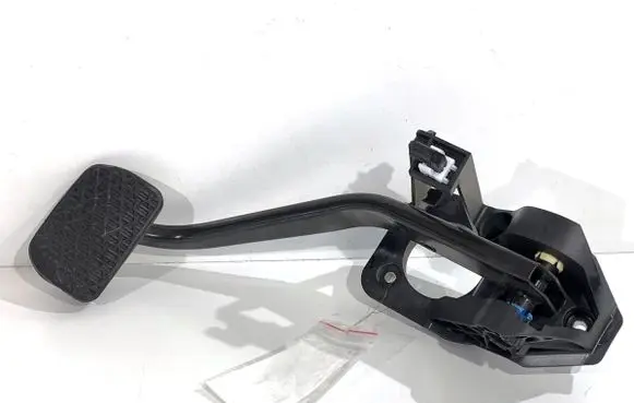 Mercedes-Benz GLE W167 Brake pedal A1672900000