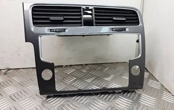 Volkswagen e-Golf Dash center air vent grill 5G1819743E 5G1815736 5G1819728