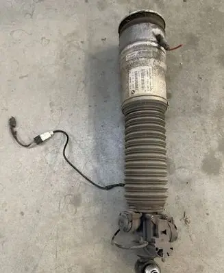 BMW 7 F01 F02 F03 F04 Rear shock absorber/damper 6858813 15140011554