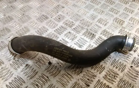 Mercedes-Benz C W204 Engine coolant pipe/hose A2045011582