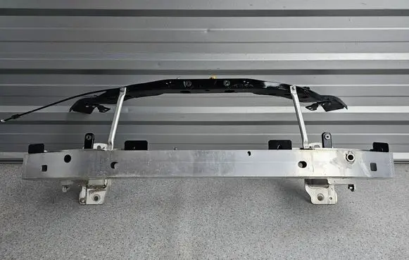 Alfa Romeo Giulia Front bumper support beam 