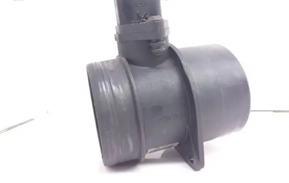 Audi A4 S4 B7 8E 8H Mass air flow meter 074906461BX 0986284107