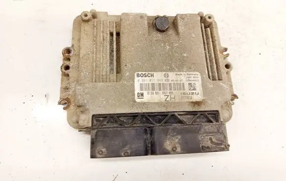 Opel Astra H Engine control unit/module 0281011943