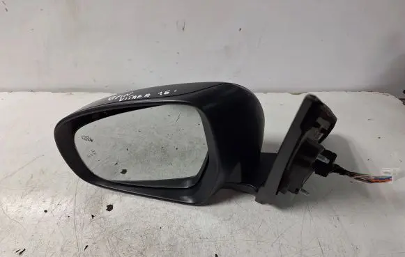 Suzuki Vitara (LY) Front door electric wing mirror 