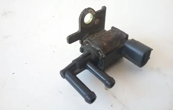 Subaru Legacy Turbo solenoid valve K5T48479