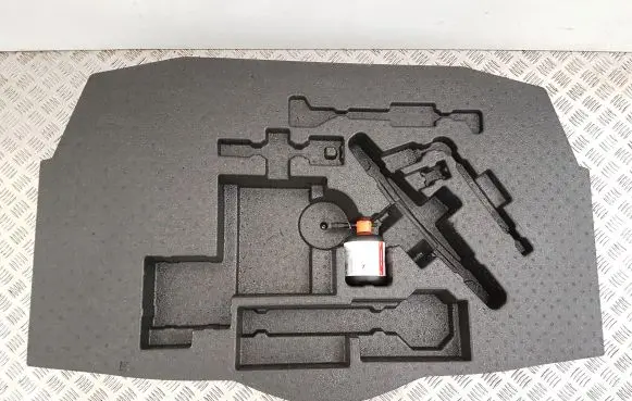 Toyota C-HR I Glove box in trunk 64777F4010