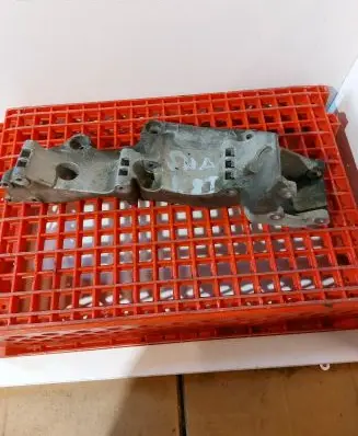 Volkswagen Sharan Generator/alternator bracket 06A903143D