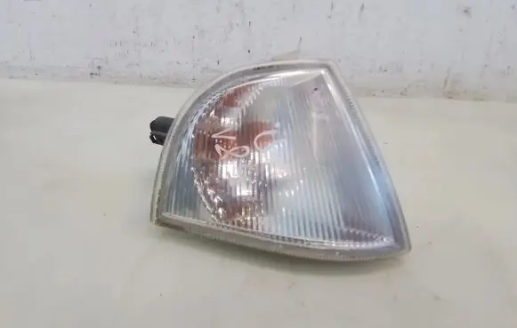 Skoda Octavia Mk1 (1U) Front indicator light