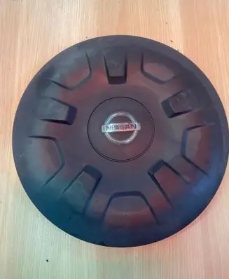 Nissan NV400 R16 wheel hub/cap/trim 403150033R