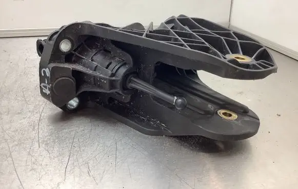 Audi A3 S3 8P Clutch pedal 20062003 11087172 1K1721059AE