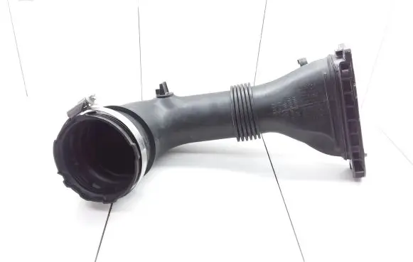 Renault Zoe Air intake duct part 290935816R 1137501