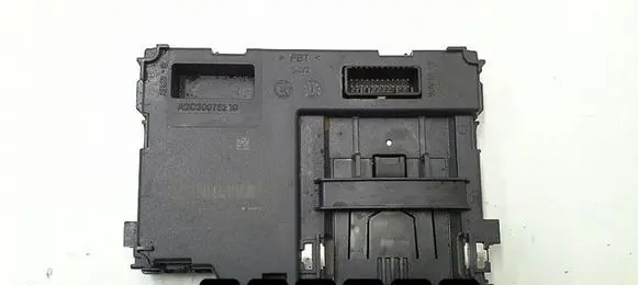 Renault Captur Engine control unit/module 285908018R