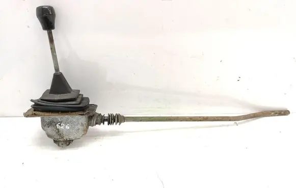 Volkswagen Polo II 86C 2F Gear shifter/selector