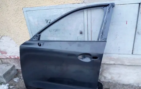 Mazda CX-5 II Front door KB7W59010 KBY05902XE NE69486