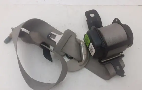KIA Carnival Rear seatbelt 898104D100