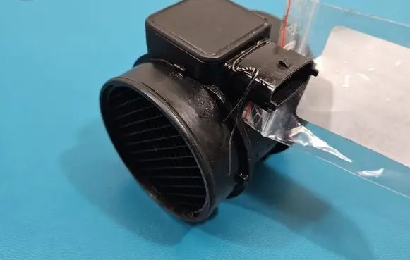 Opel Zafira A Mass air flow meter 5WK9606 IMPRK1543255