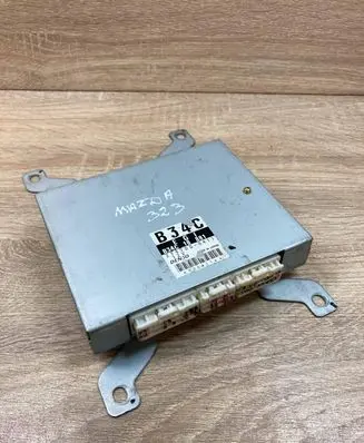 Mazda 323 Engine control unit/module ECU B34C18881 2797000411