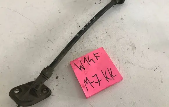 Volkswagen Golf IV Clutch cable 1212123