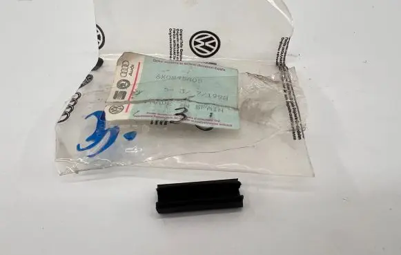 Volkswagen Caddy Windshield trim 6K0845405 71298
