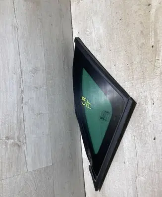 Opel Crossland X Rear side window 13478714 13478716