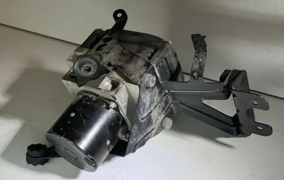 BMW 5 E60 E61 ABS Pump 0130108126 6766776
