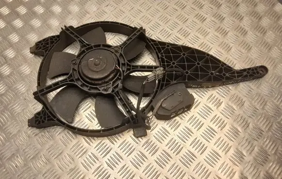 Nissan Pathfinder R51 Electric radiator cooling fan 92120EB400