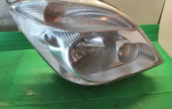 Mercedes-Benz Sprinter W906 Headlight/headlamp A9068200261 ZGS007 1EB24701202