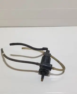 Nissan Note (E11) Windscreen/windshield washer pump 30097 060623B 103666