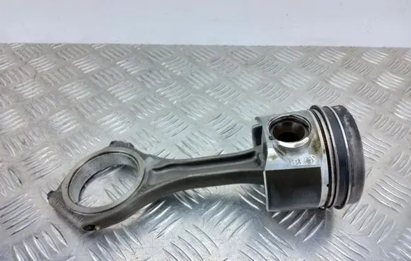 Audi A8 S8 D4 4H Piston with connecting rod 59AE BHS