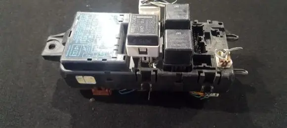 Mitsubishi Carisma Fuse box set