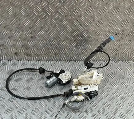 Audi Q7 4M Rear door lock 4M0839003 4M0839015L