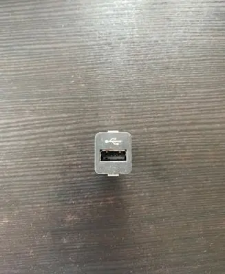 BMW 5 F10 F11 USB socket connector 9167196