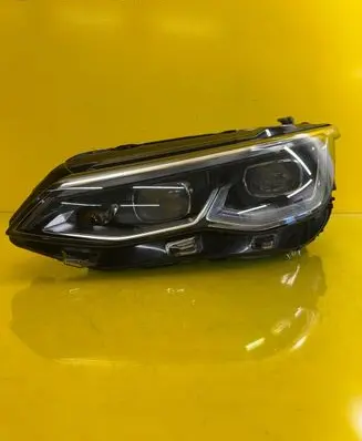 Volkswagen Golf VIII Headlight/headlamp 5H1941059