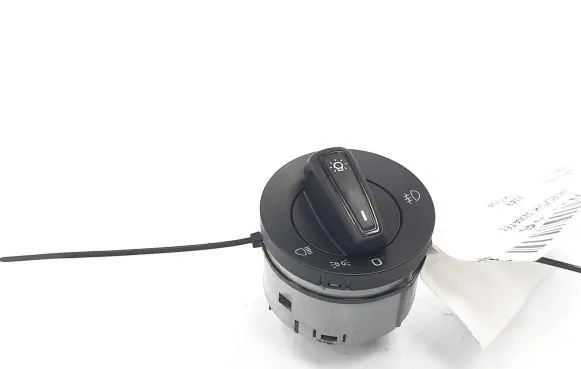 Skoda Fabia Mk3 (NJ) Light switch 5E0941431G
