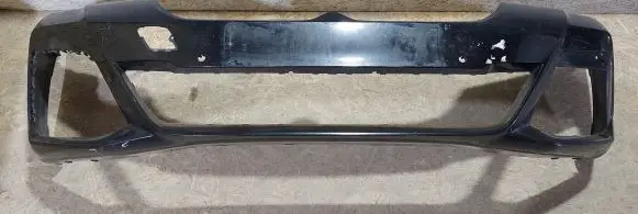 BMW 5 G30 G31 Front bumper 51118098644 3829534