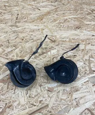 Volkswagen PASSAT B6 Horn signal 3C0951223