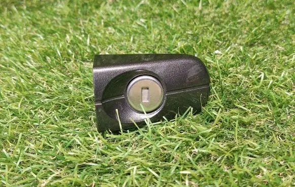 Ford Focus ST Front door lock (next to the handle) AM5AA21991AE