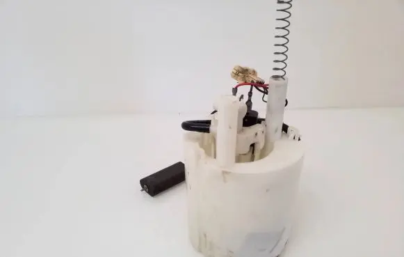 Mercedes-Benz C AMG W203 In-tank fuel pump 20304110117