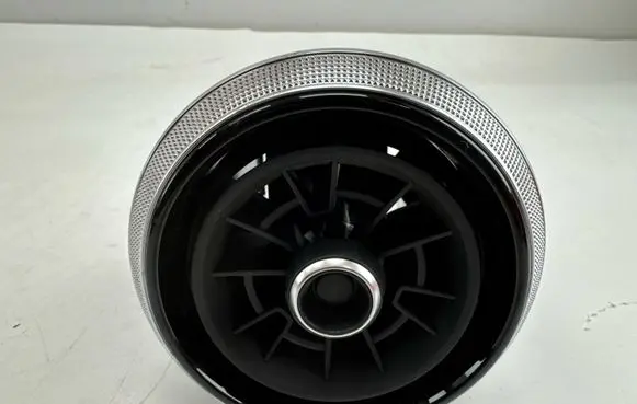 Audi Q2 - Dash center air vent grill 81A820901F