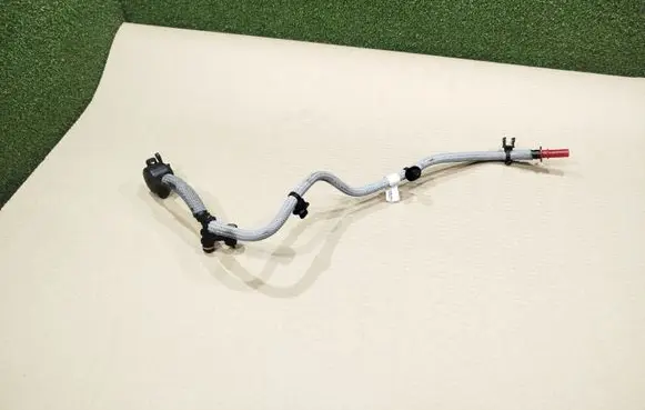 Renault Trafic III (X82) Fuel line/pipe/hose 175B27567R