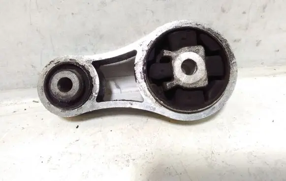 Nissan Primastar Engine mount bracket 003826 66684